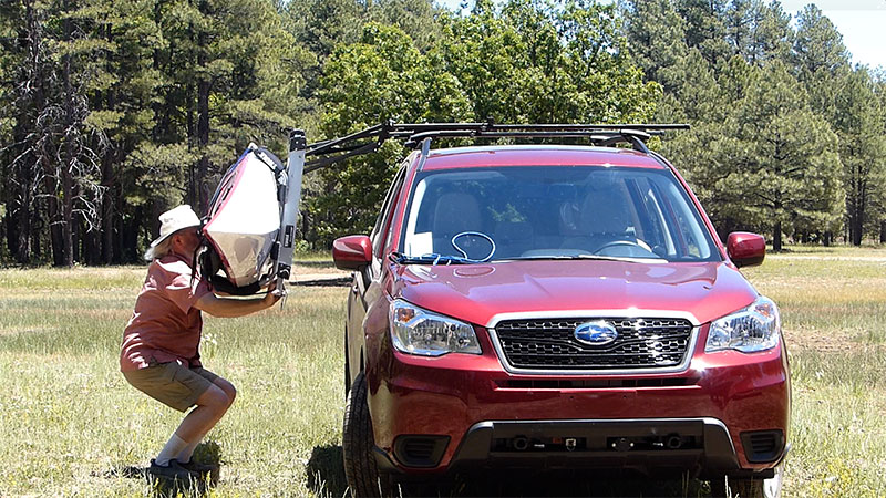 Hullavator in travel position